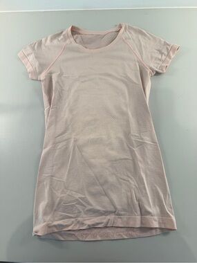 lululemon athletica Soft Pink Short Sleeve Athletic Tee swiftly tech